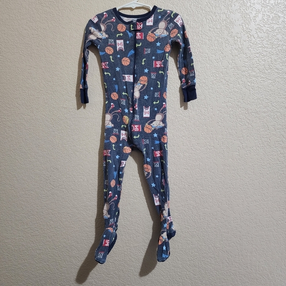 Old Navy monkey basketball zip up footie pajama Size 2T - Picture 1 of 11